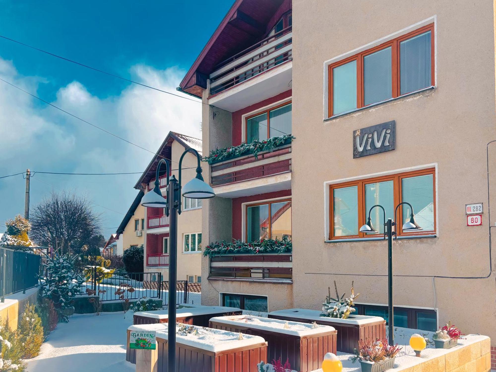 Vivi Apartments Liptovsky Mikulas Exterior photo
